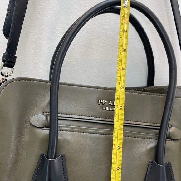 Prada tote bag - Picture 14 of 16